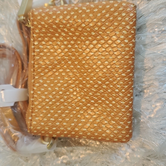 Hammitt Crossbody Wallet.. - Picture 7 of 16